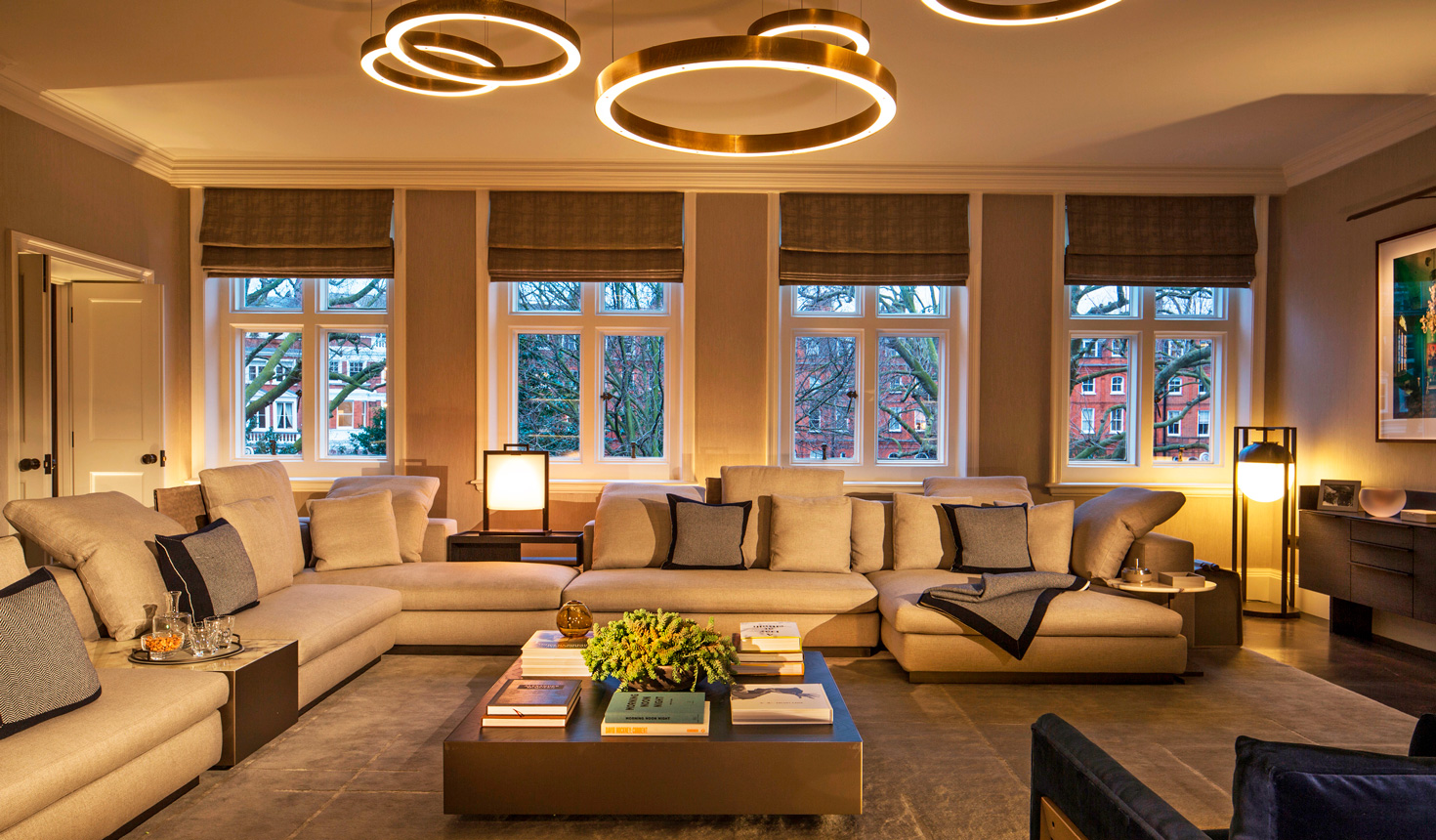 KNIGHTSBRIDGE SPLENDOUR 5